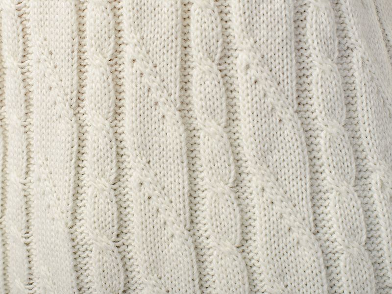 Женский мягкий свитер с воротником стойкой. Цвет: Молоко 414 фото
