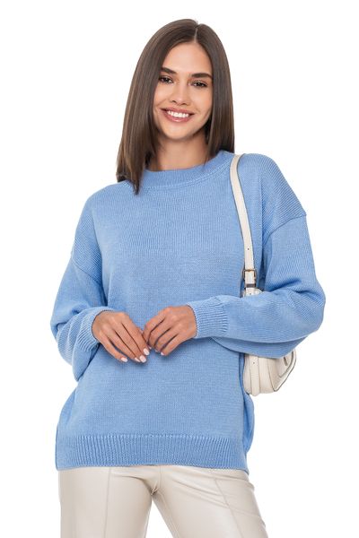 Warm plain jumper. Color: Light blue