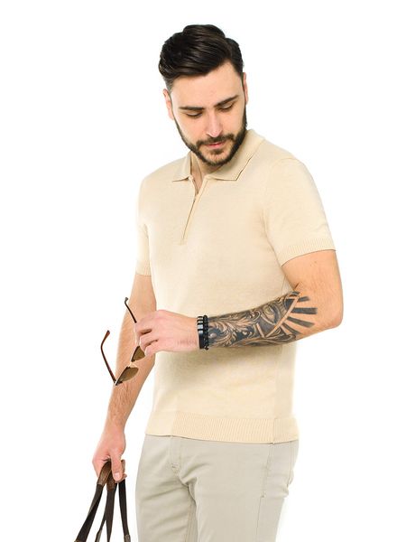 Short sleeve «polo». Color: Beige