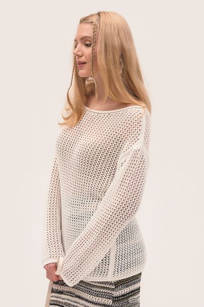 Summer fishnet eco-jumper. Color: Milk