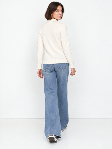 Women's polo-style sweater with pocket. Milk 42-44