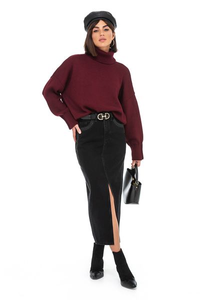 Free women sweater. Color: Burgundy