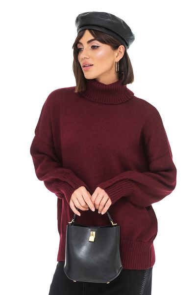 Free women sweater. Color: Burgundy