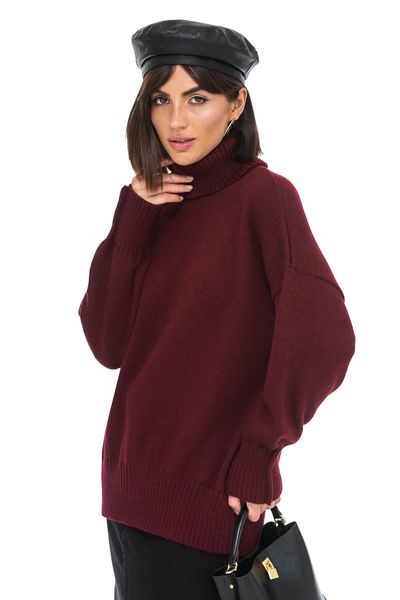 Free women sweater. Color: Burgundy