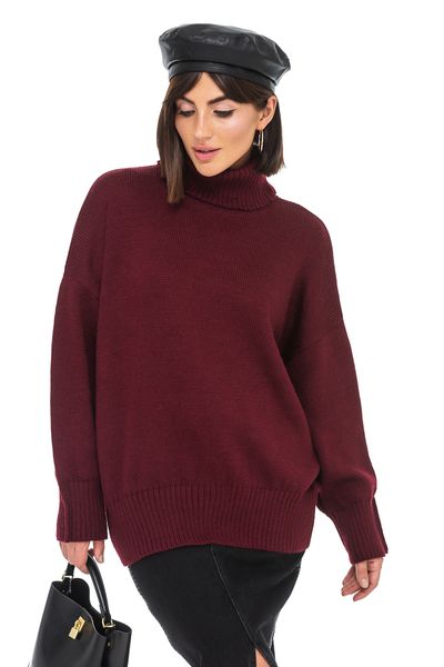 Free women sweater. Color: Burgundy