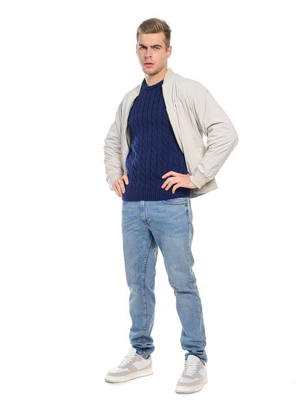 Warm jumper with elbow pads. Color: Dark blue