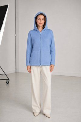 Cotton cardigan with a hood. Light blue 42-46