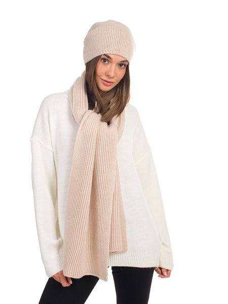 Women's set hat and scarf. Color: Powder