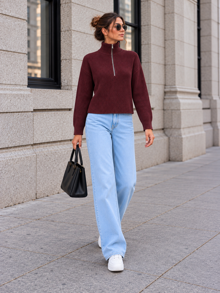 Zip-neck sweater. Burgundy 42-44