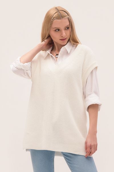 Long women's eco-vest. Color: Milk