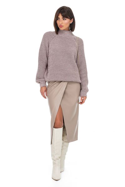 Mélange chunky knit sweater. Color: Powder