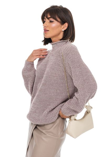 Mélange chunky knit sweater. Color: Powder