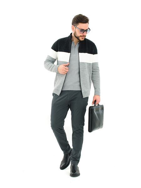 Men’s jacket with zip. Color: Gray