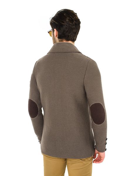 Knitted jacket. Color: Cappuccino