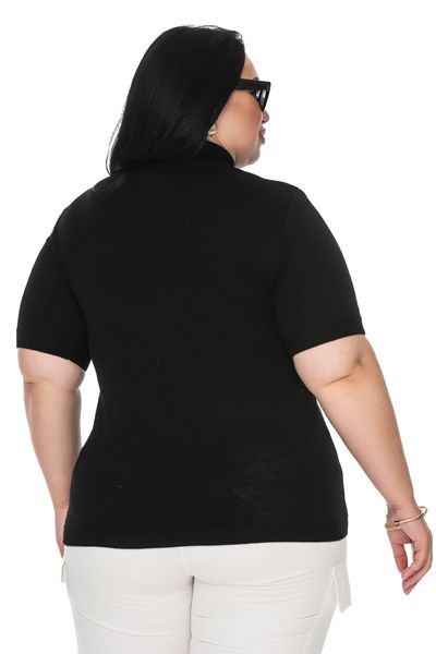 Women's short-sleeved turtleneck. Color: Black